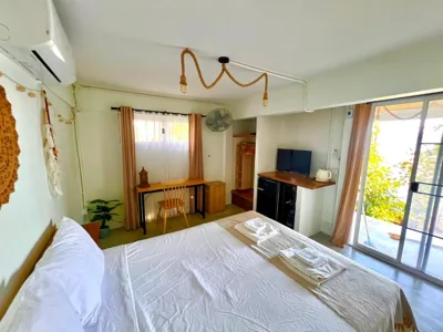 Studio with Ocean View — Cozy Seaview Beach Studio
